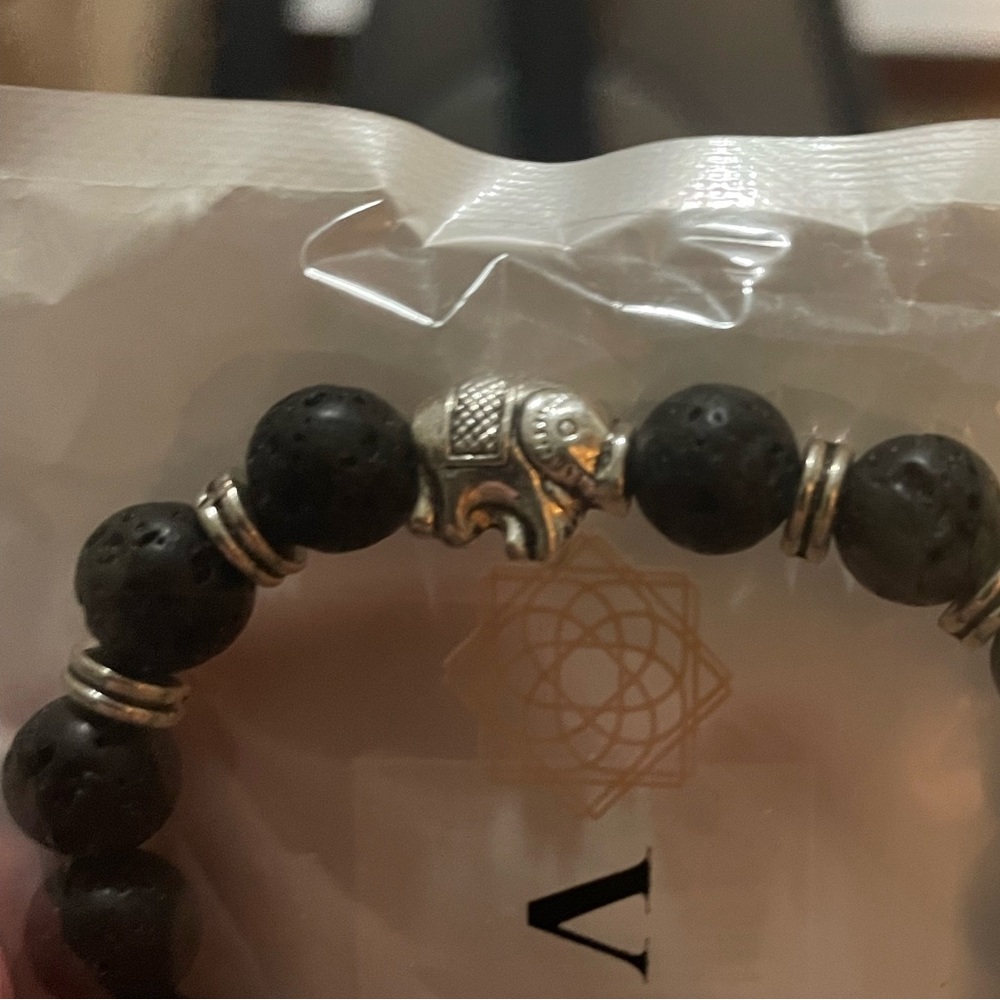 💧🐘Vitality Diffuser Bracelet with Elephant charm